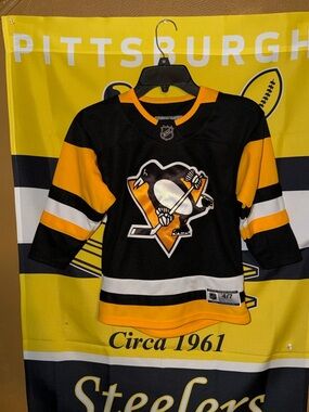 Fanatics NHL Hockey Pittsburgh Penguins Phil Kessel #81 Kids Youth Jersey 4/7 Us